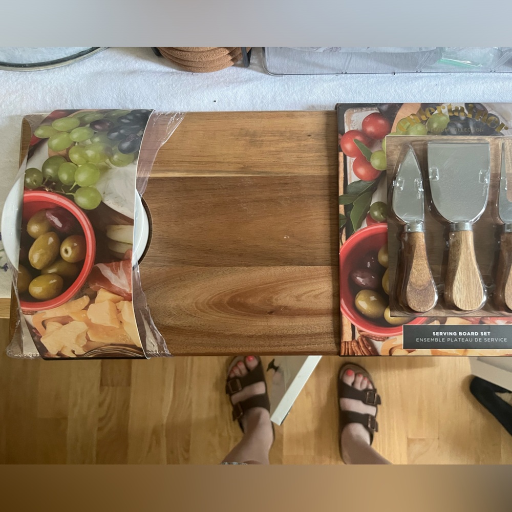 Wooden Cheese Board with Knife Set